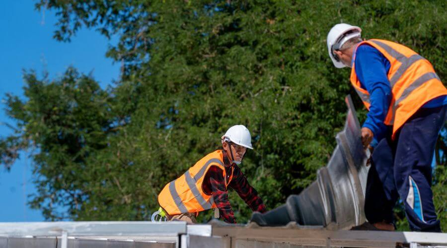 Expert Emergency Roof Repairs services in Big Springs, NE